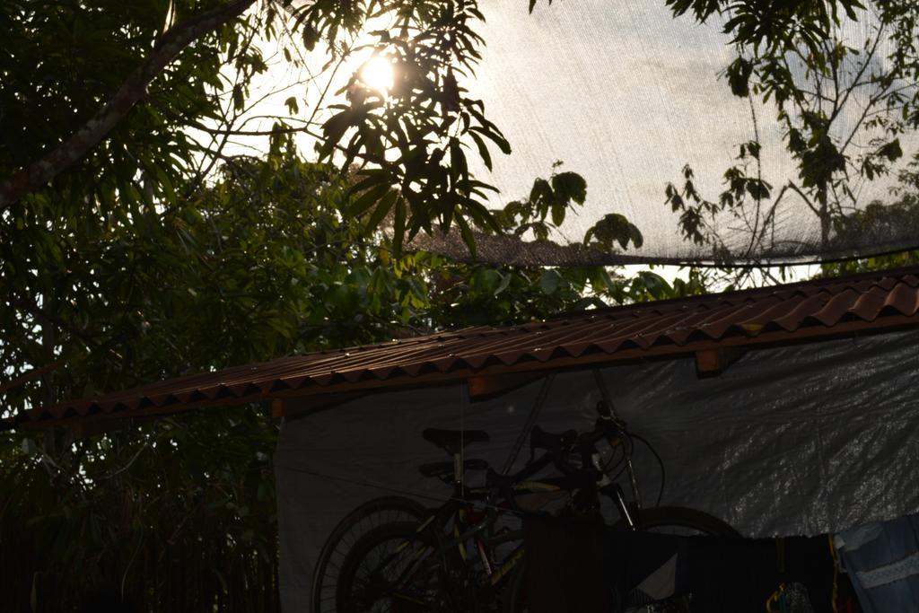 Xingu Camping Site Leticia Exteriör bild